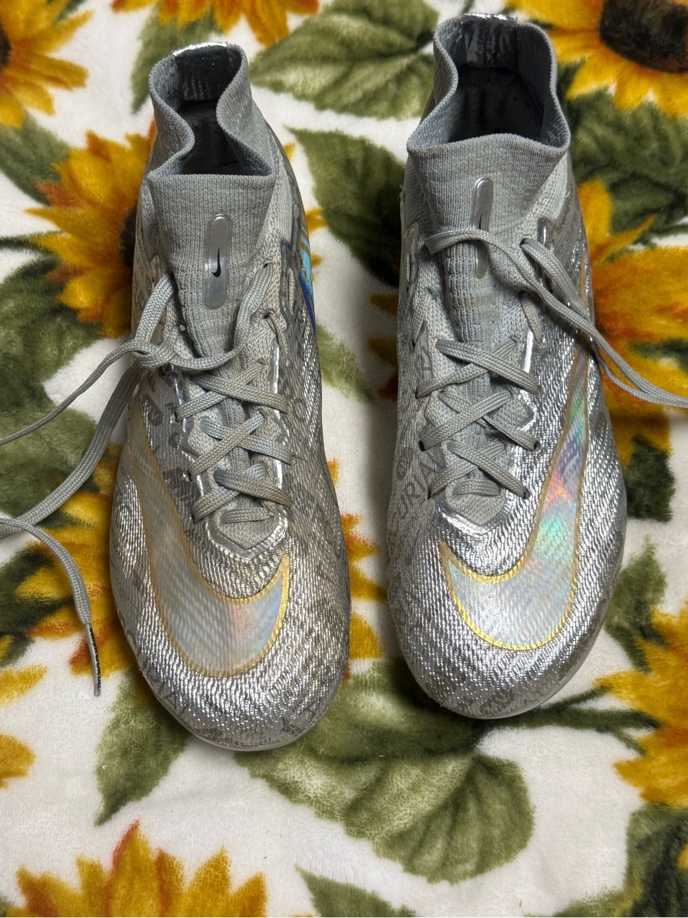 Nike girls  Silver Iridescent High-Top Athletic Shoes